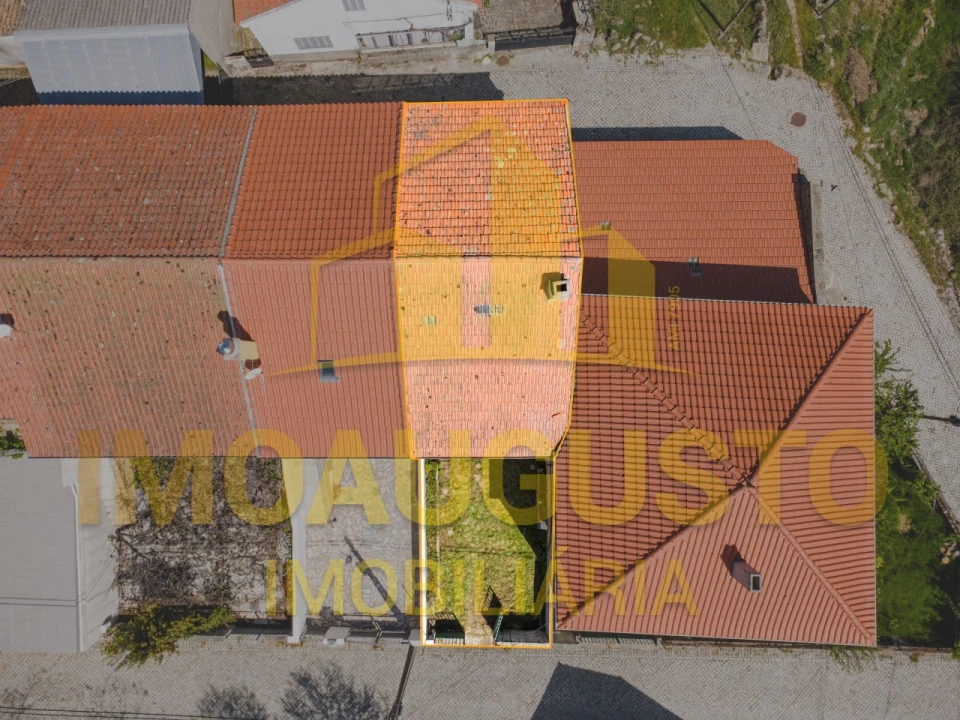Moradia T4 para Venda em Aldeia do Bispo Foto 3