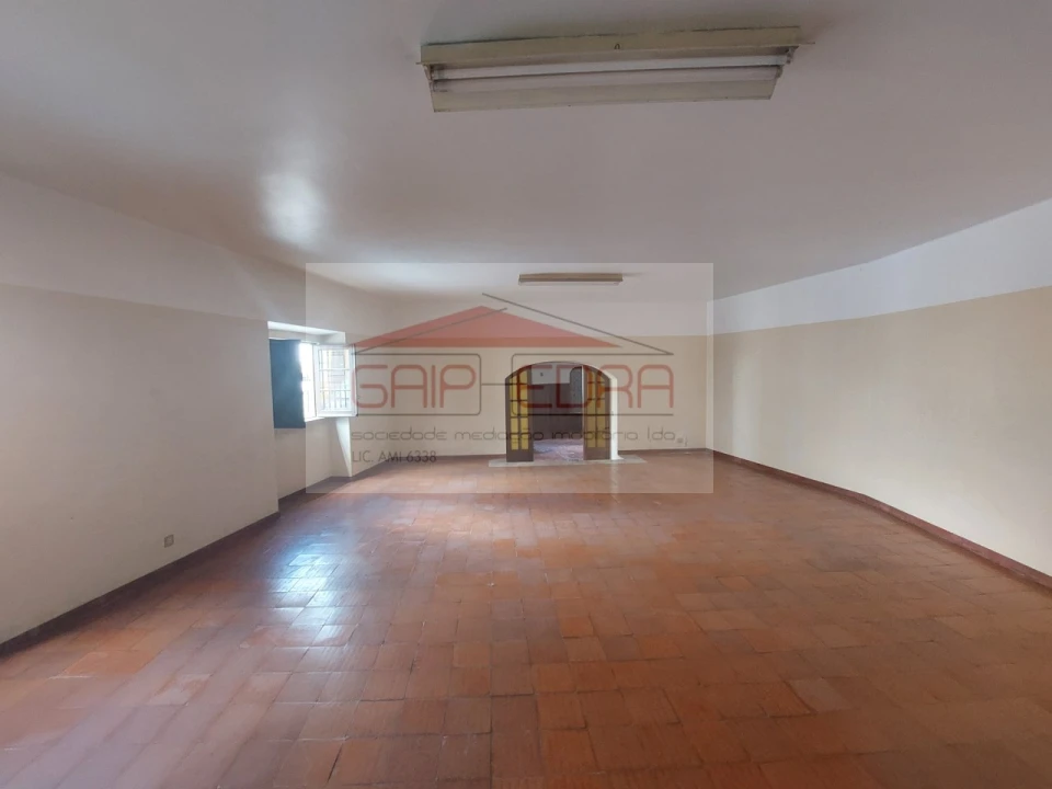 Moradia T11 para Venda em Maiorca Foto 18