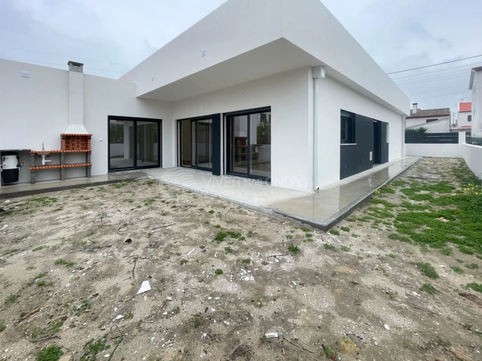 Moradia T3 para Venda em Fernao Ferro Foto 29