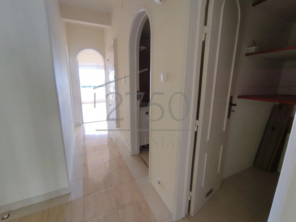 Apartamento T2 para Arrendamento em Oeiras e São Julião da Barra, Paço de Arcos e Caxias Foto 13