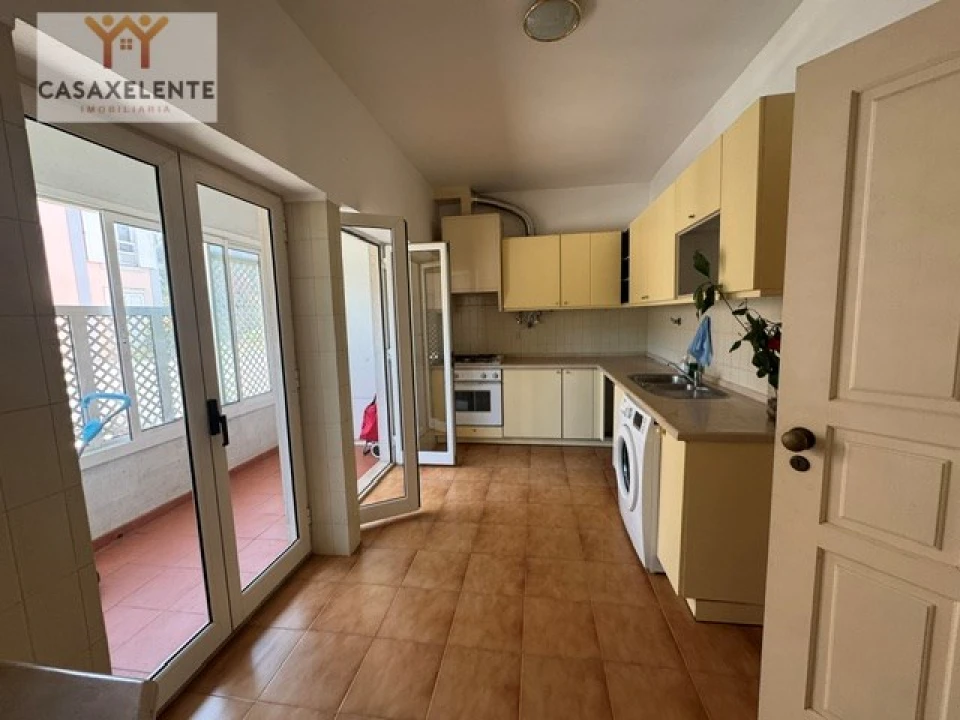 Apartamento T2 para Venda em Cascais e Estoril Foto 29