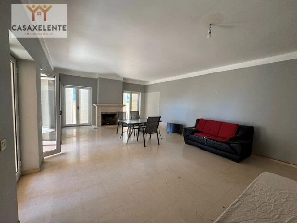Apartamento T3 para Venda em Cascais e Estoril Foto 4