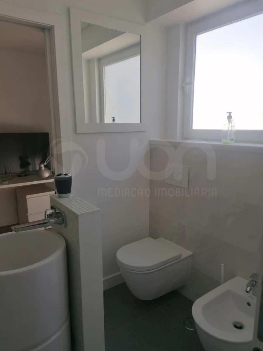 Quarto para Arrendamento em Alvalade Foto 6