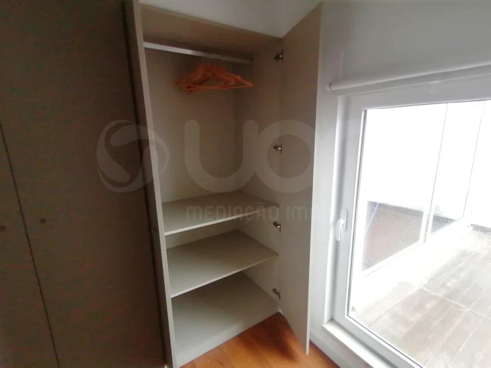 Quarto para Arrendamento em Alvalade Foto 5