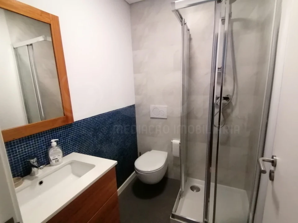 Quarto para Arrendamento em Alvalade Foto 9