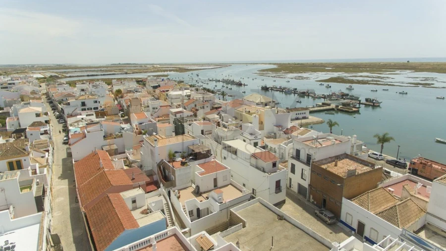 Moradia T3 para Venda em Santa Luzia