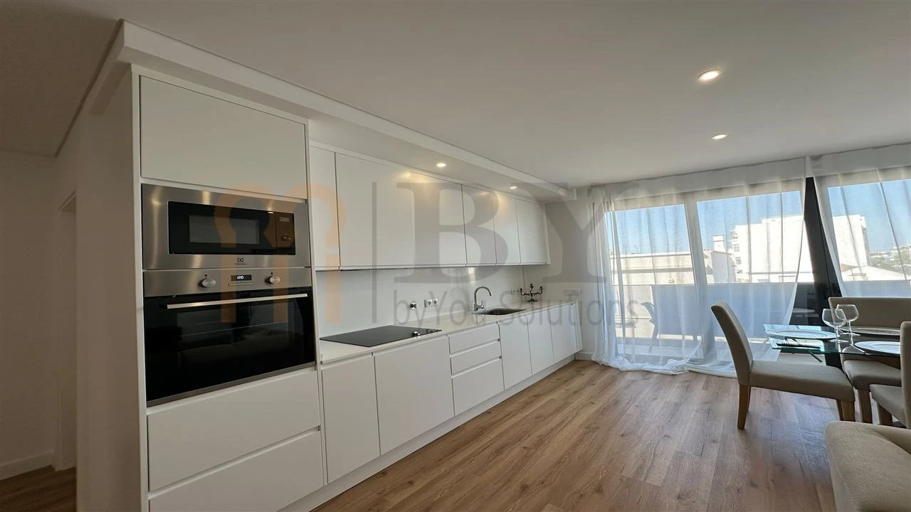 Apartamento T2 para Venda em Olhão Foto 7