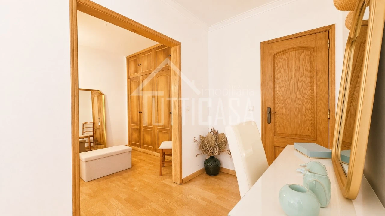 Apartamento T3 para Venda em Malveira e São Miguel de Alcainça Foto 4