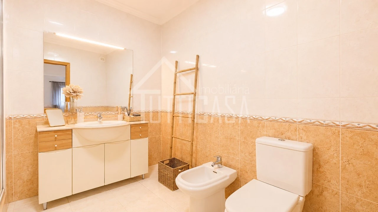 Apartamento T3 para Venda em Malveira e São Miguel de Alcainça Foto 13