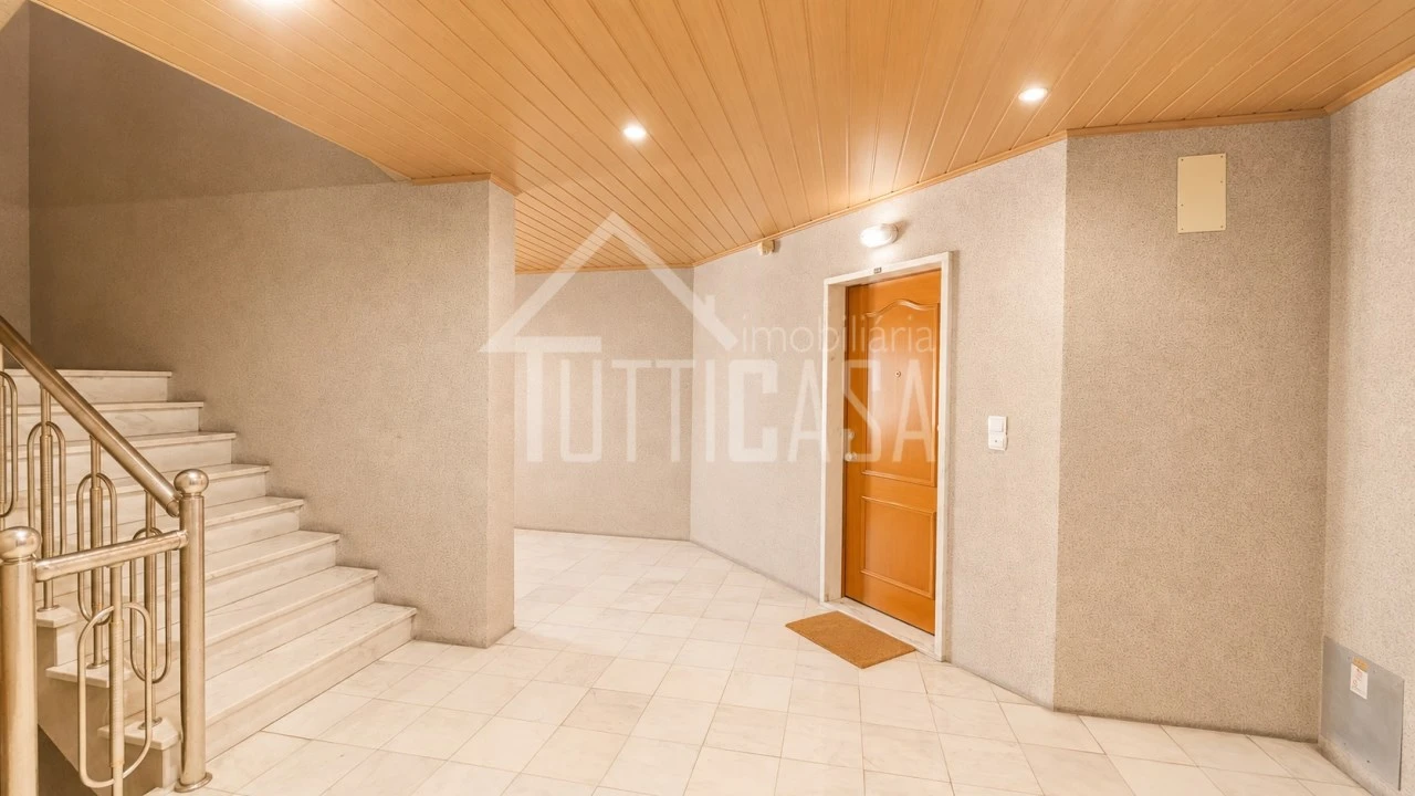 Apartamento T3 para Venda em Malveira e São Miguel de Alcainça Foto 25