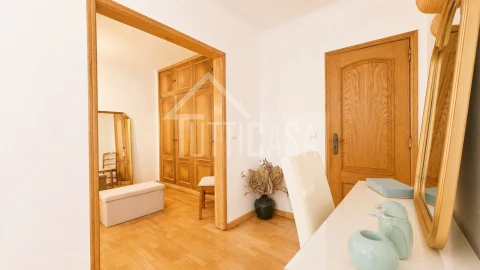 Apartamento T3 para Venda em Malveira e São Miguel de Alcainça