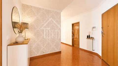 Apartamento T3 para Venda em Malveira e São Miguel de Alcainça