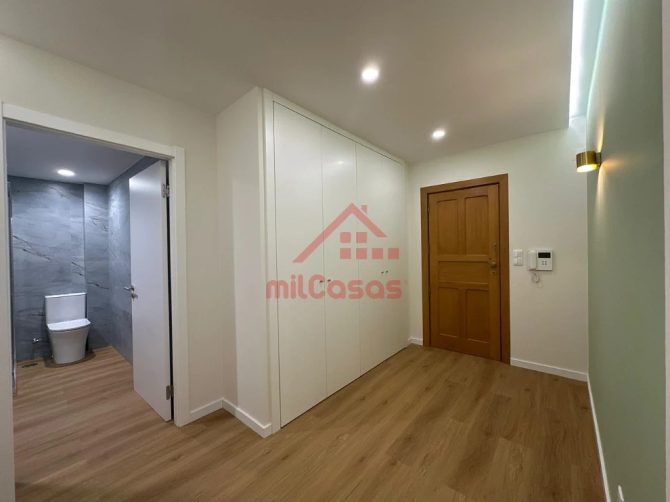 Apartamento T2 para Venda em Ericeira Foto 8