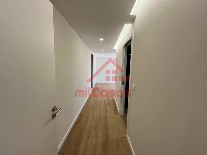 Apartamento T2 para Venda em Ericeira Foto 24