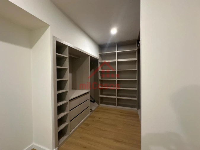 Apartamento T2 para Venda em Ericeira Foto 38