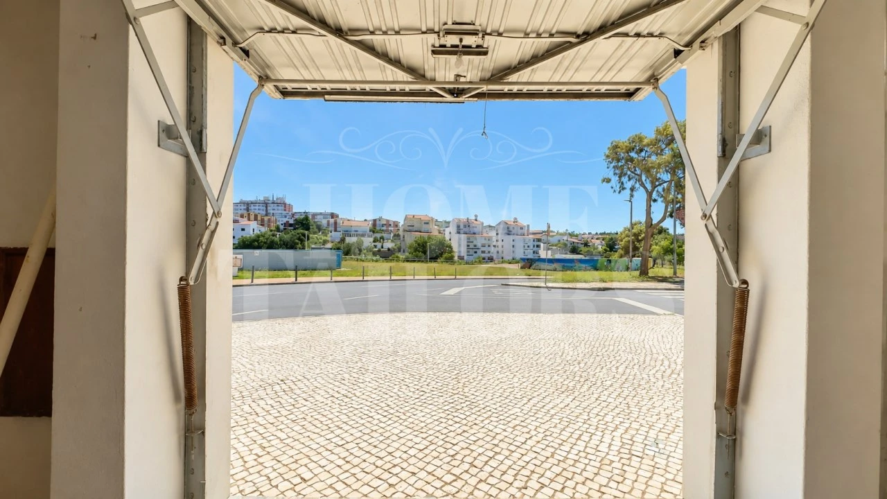 Armazém para Venda em Rio de Mouro Foto 22