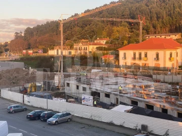 Apartamento T1 para Venda em Campos e Vila Meã