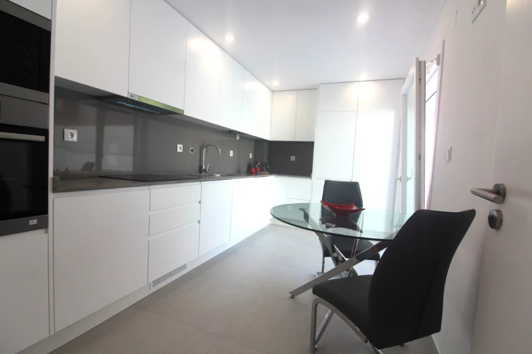 Apartamento T3 para Venda em Mina de Água Foto 4