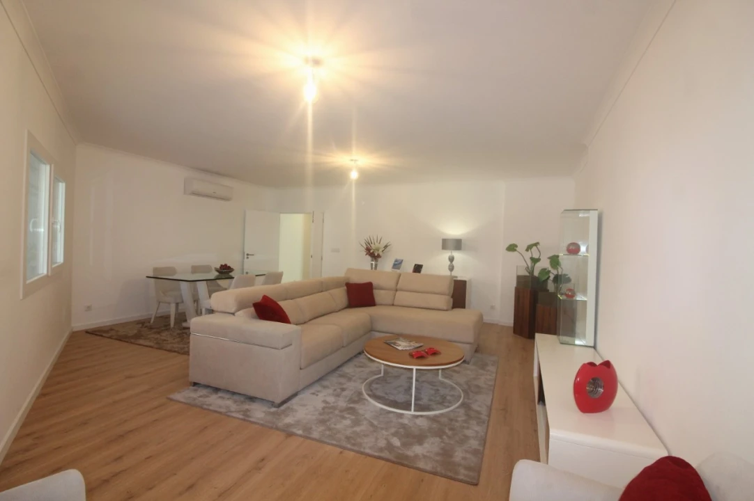 Apartamento T3 para Venda em Mina de Água Foto 5