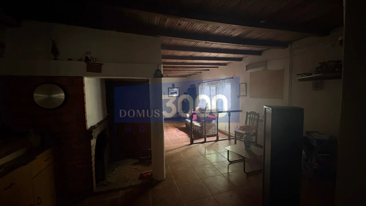Moradia T3 para Venda em Andrães Foto 30