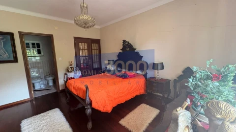 Moradia T3 para Venda em Andrães