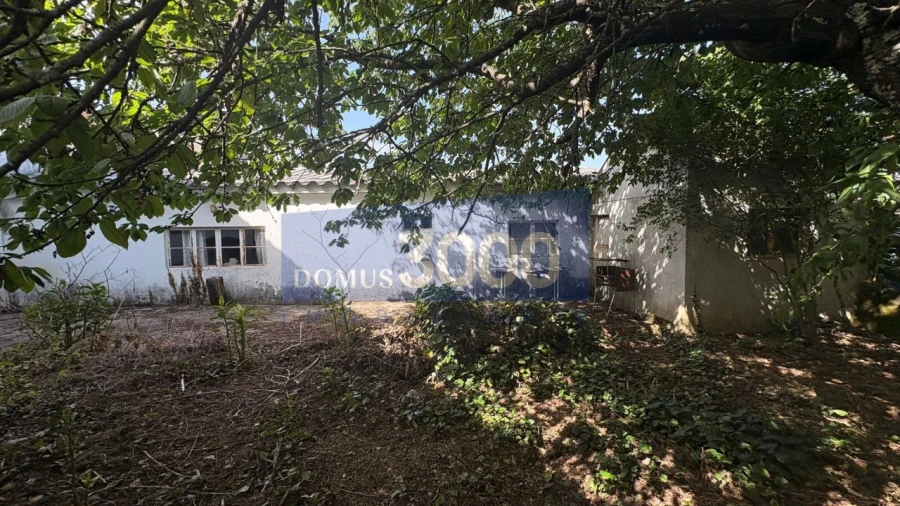 Moradia T3 para Venda em Andrães Foto 9
