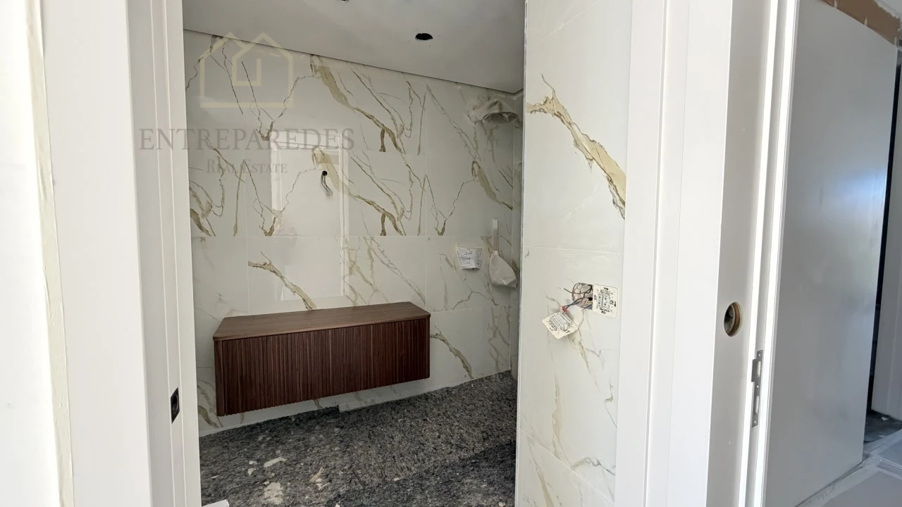 Moradia T3 para Venda em Fânzeres e São Pedro da Cova Foto 27