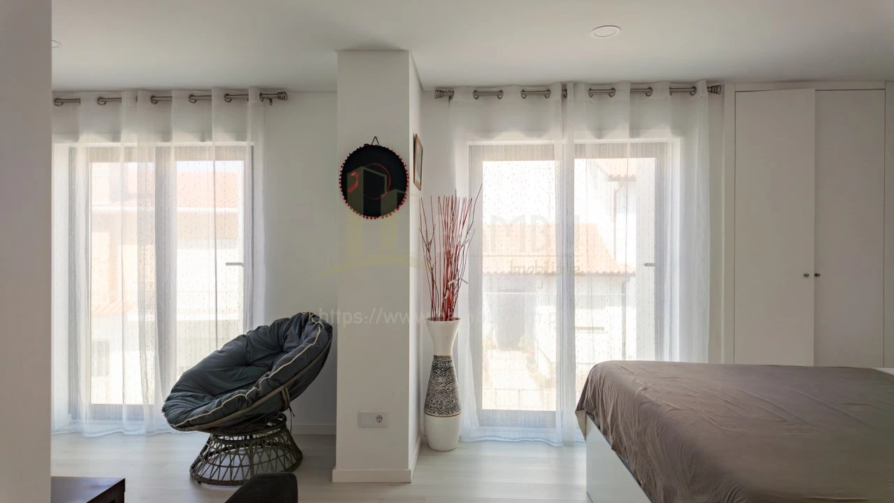 Moradia T2 para Venda em Vila Praia de Ancora Foto 14