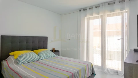 Moradia T2 para Venda em Vila Praia de Ancora
