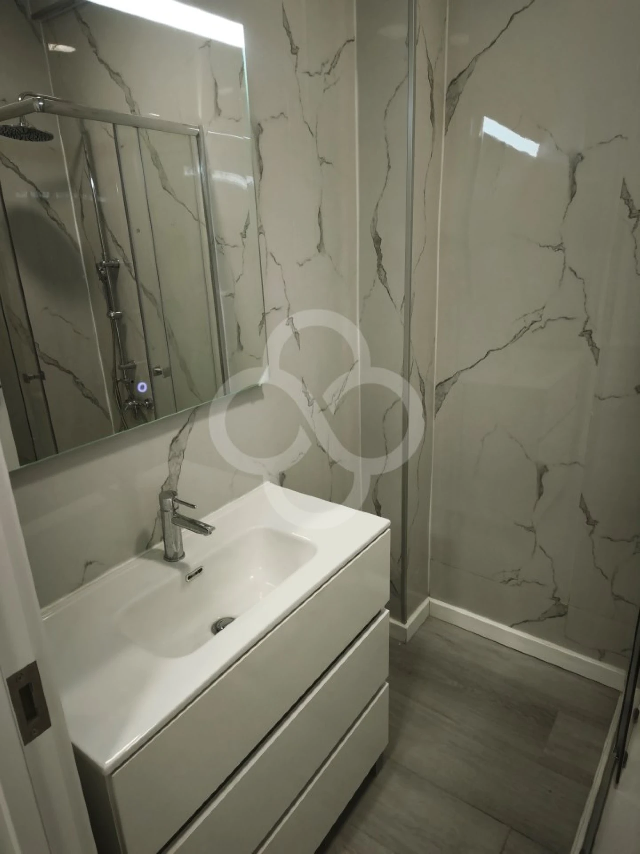 Apartamento T1 para Venda em Venteira Foto 6
