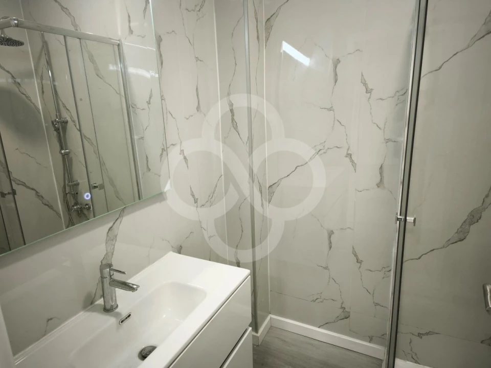 Apartamento T1 para Venda em Venteira Foto 8