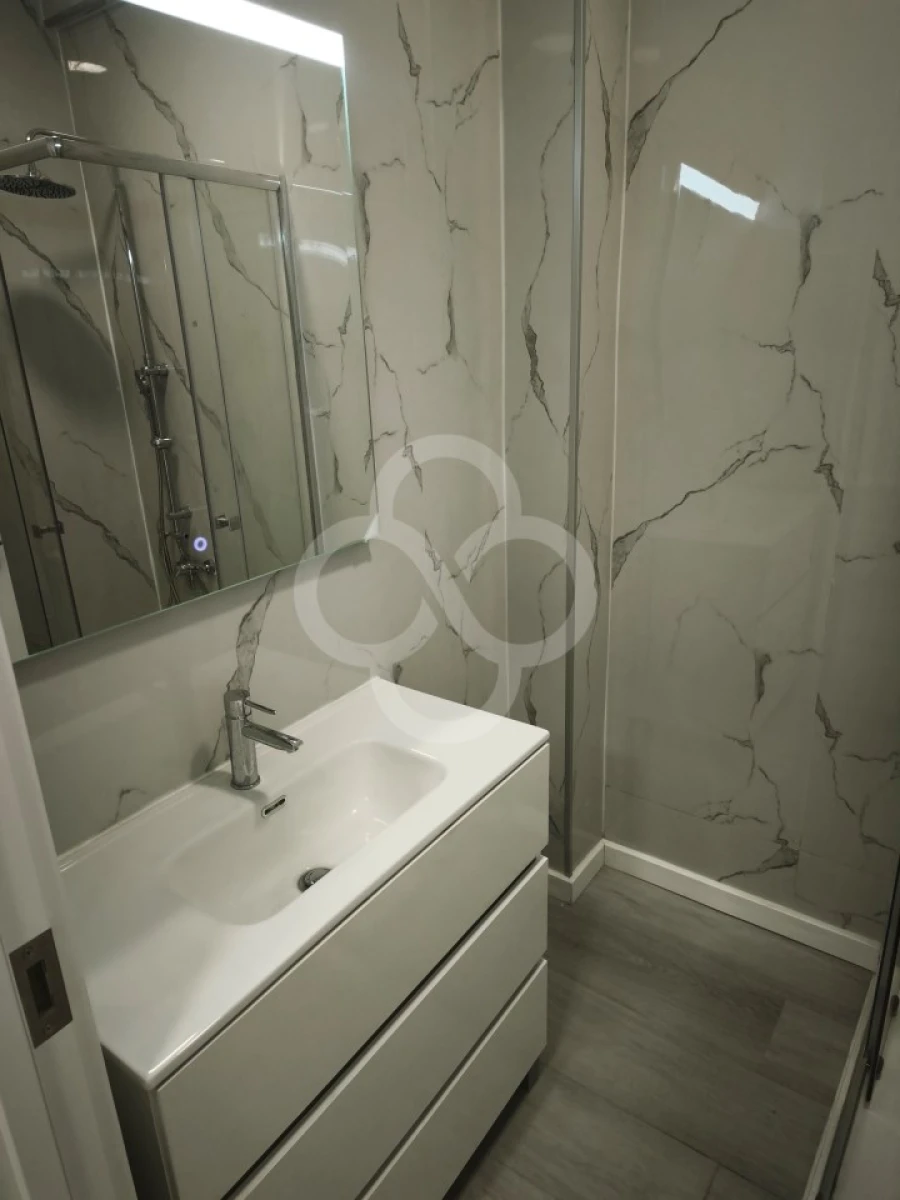 Apartamento T1 para Venda em Venteira Foto 6