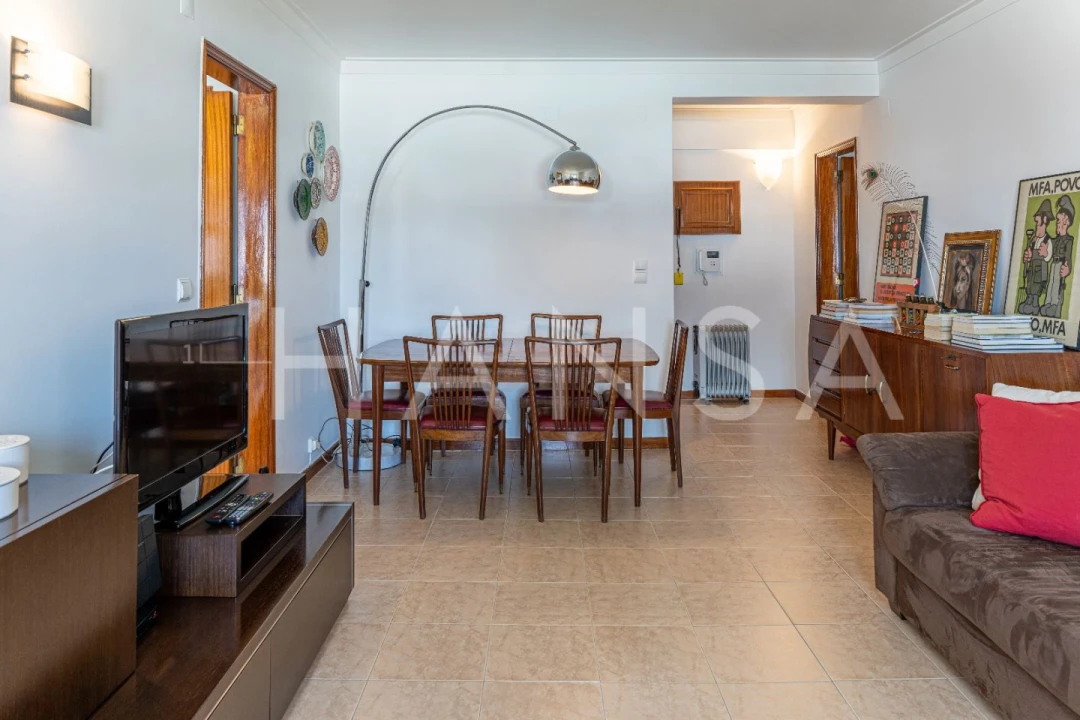 Apartamento T2 para Arrendamento em Carcavelos e Parede Foto 2