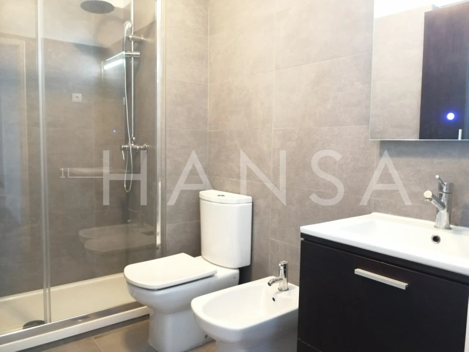 Apartamento T2 para Arrendamento em Carcavelos e Parede Foto 15