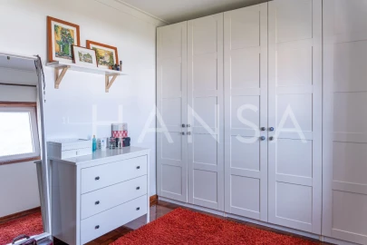 Apartamento T2 para Arrendamento em Carcavelos e Parede