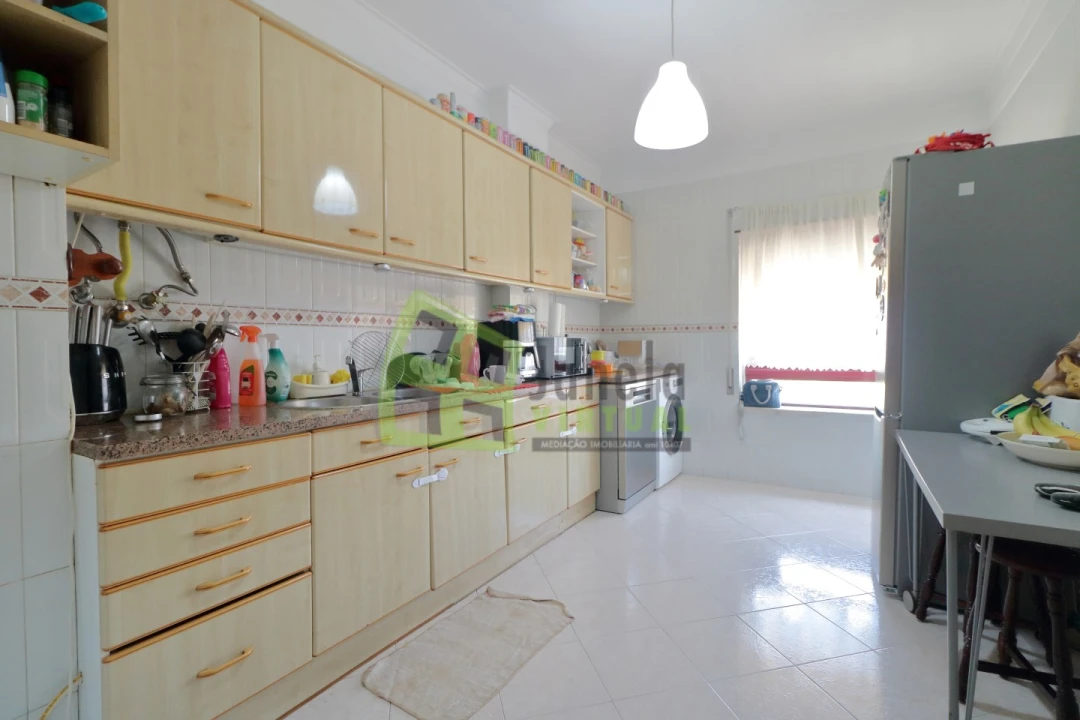Apartamento T2 para Venda em Santo Antonio da Charneca Foto 4