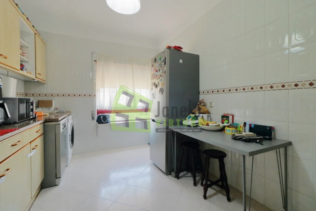 Apartamento T2 para Venda em Santo Antonio da Charneca Foto 5