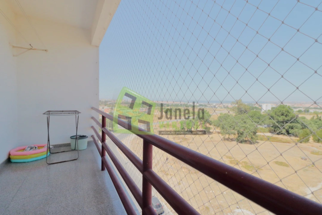 Apartamento T2 para Venda em Santo Antonio da Charneca Foto 13