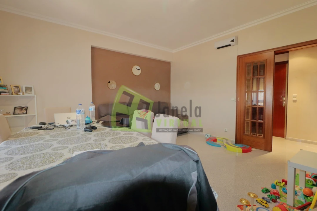 Apartamento T2 para Venda em Santo Antonio da Charneca Foto 15