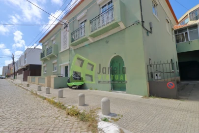 Prédio para Venda em Costa da Caparica