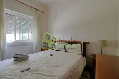 Prédio para Venda em Costa da Caparica