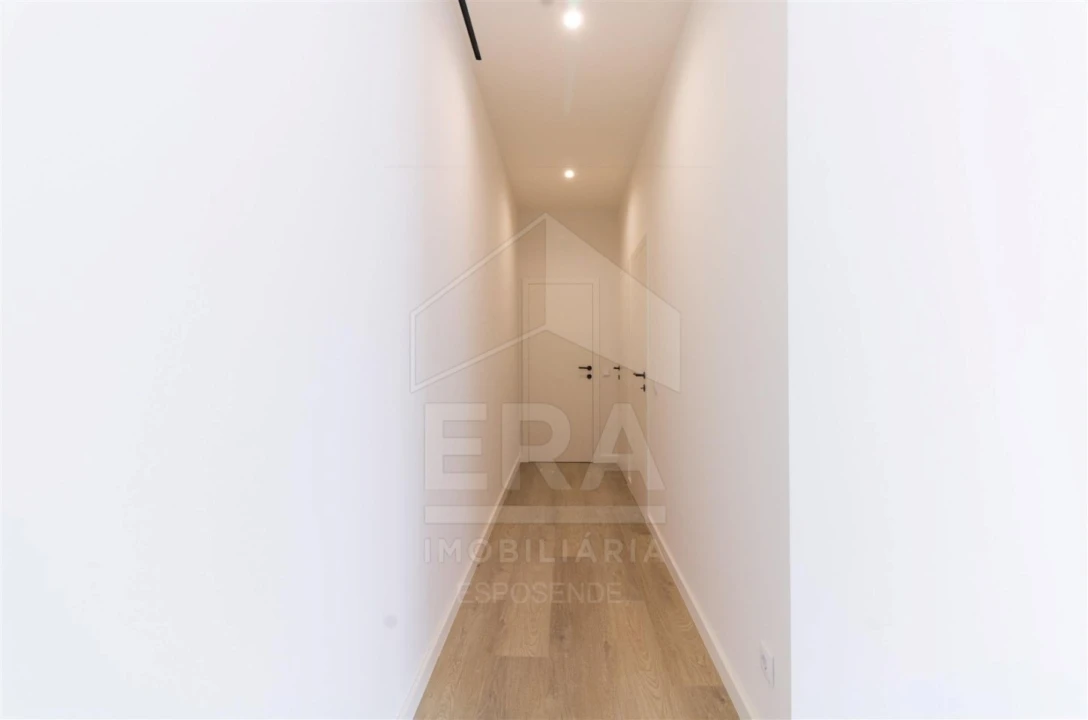Apartamento T2 para Venda em Santa Maria Maior e Monserrate e Meadela Foto 7
