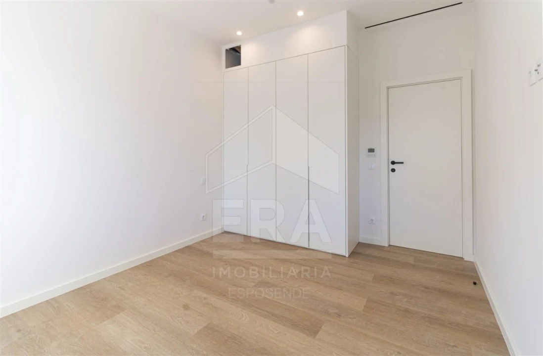 Apartamento T2 para Venda em Santa Maria Maior e Monserrate e Meadela Foto 9