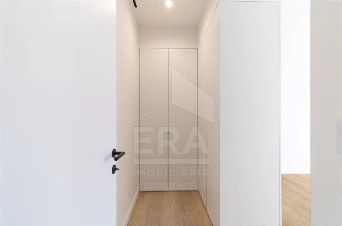 Apartamento T2 para Venda em Santa Maria Maior e Monserrate e Meadela Foto 11