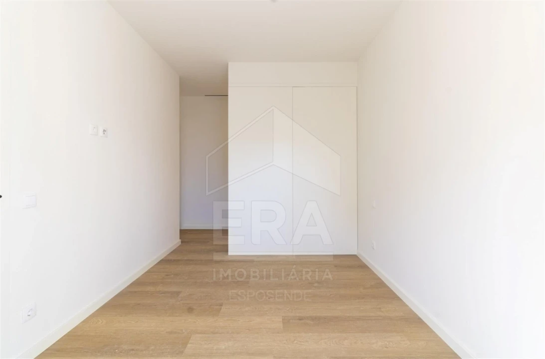 Apartamento T2 para Venda em Santa Maria Maior e Monserrate e Meadela Foto 13