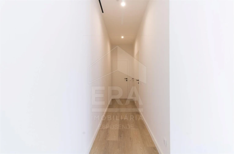 Apartamento T2 para Venda em Santa Maria Maior e Monserrate e Meadela Foto 7