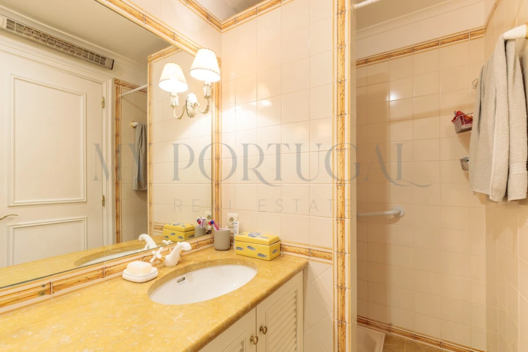 Apartamento T2 para Venda em Cascais e Estoril Foto 9