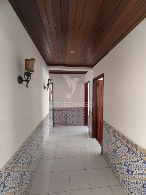 Apartamento T3 para Venda em Baixa da Banheira e Vale da Amoreira