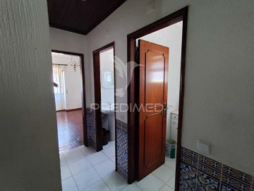 Apartamento T3 para Venda em Baixa da Banheira e Vale da Amoreira