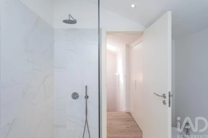 Apartamento T2 para Venda em Campolide